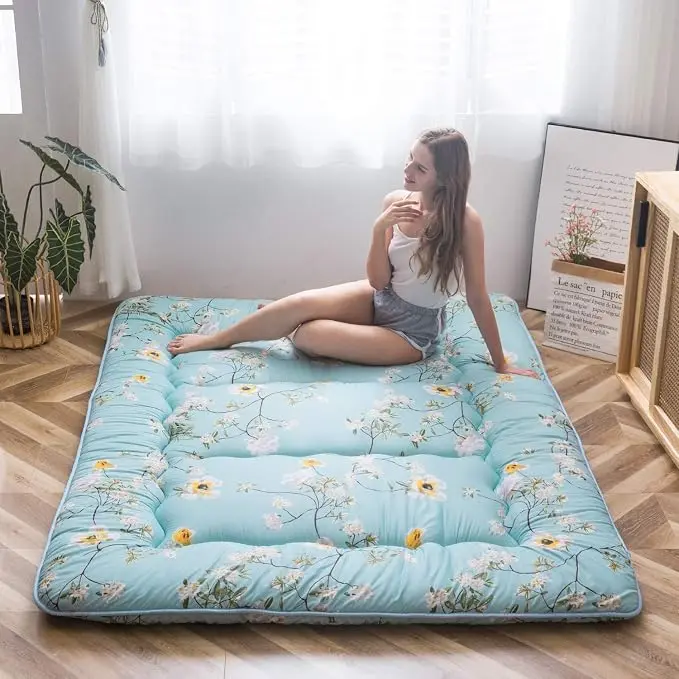 MAXYOYO Rustic Floral Korean Floor Mattress, Foldable Mat Roll Up Camping